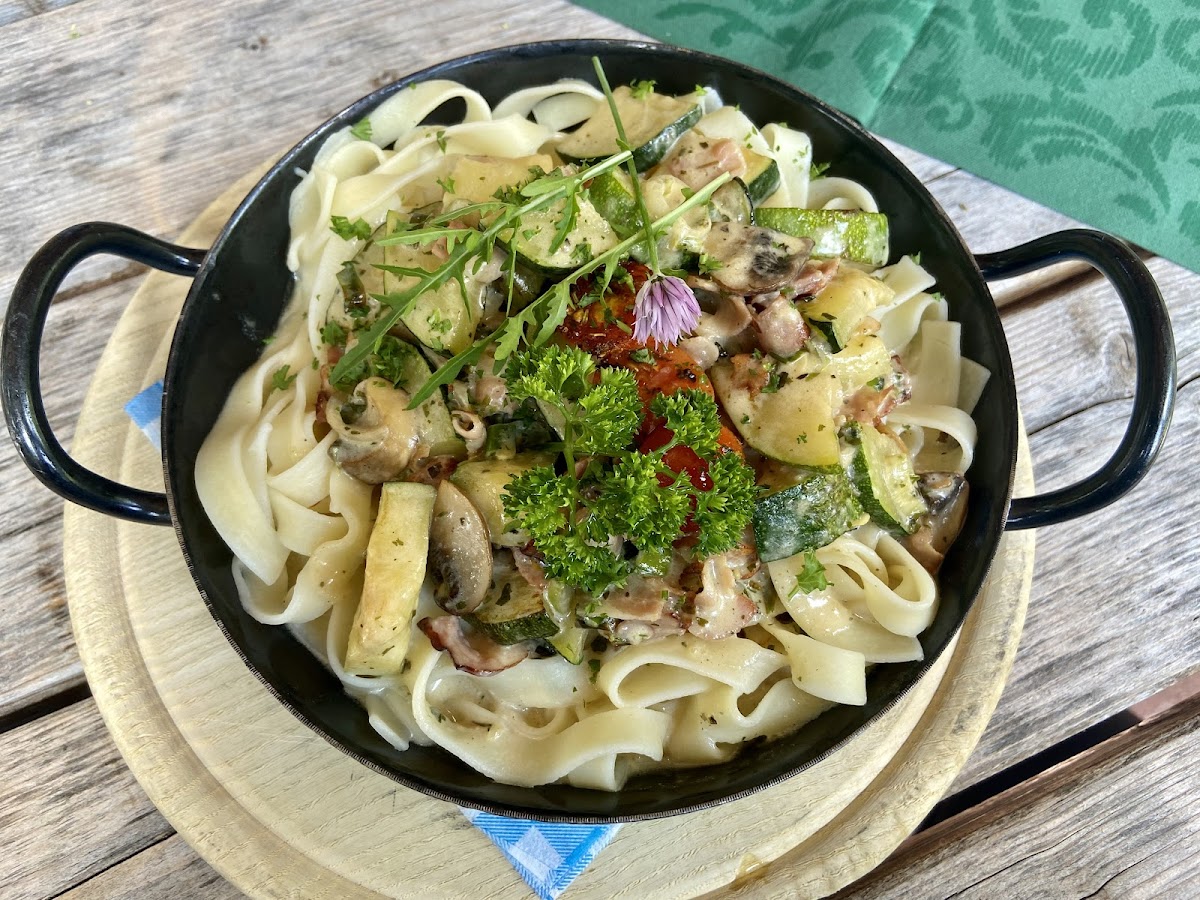 Kohlschnait Berggasthof Mit Hausbrauerei-8